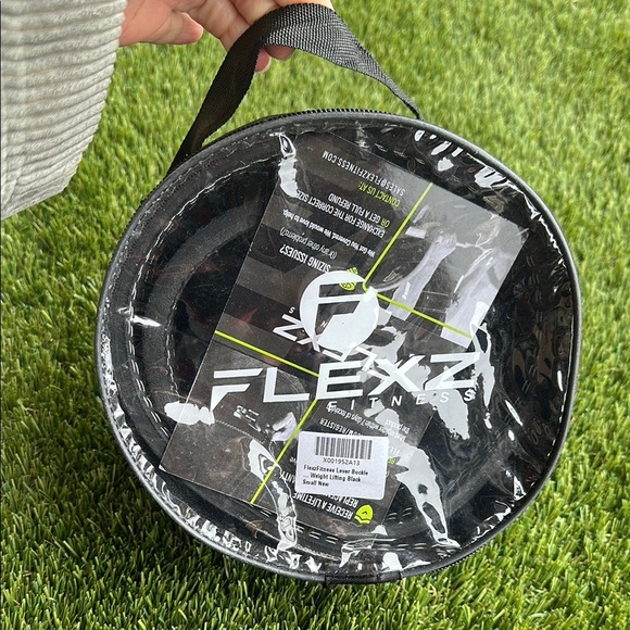 Flexz Fitness Powerlifting Weightlifting Belt Size Small 24”-30” waist - Picture 2 of 6